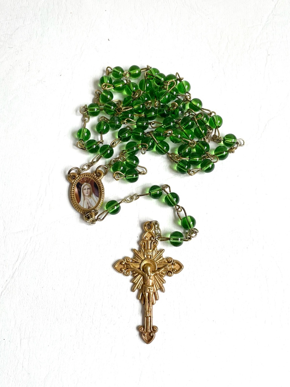 GREEN GLASS BEAD ROSARY GOLD PLATED CROSS AMERICA NEEDS OUR LADY FATIMA HOPE